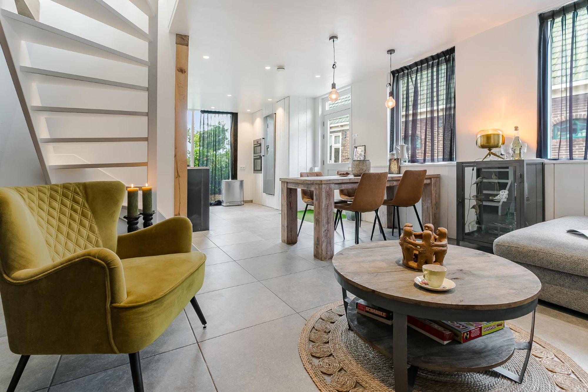 Luxury In Near Amsterdam Apartment